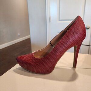 BCBG heels